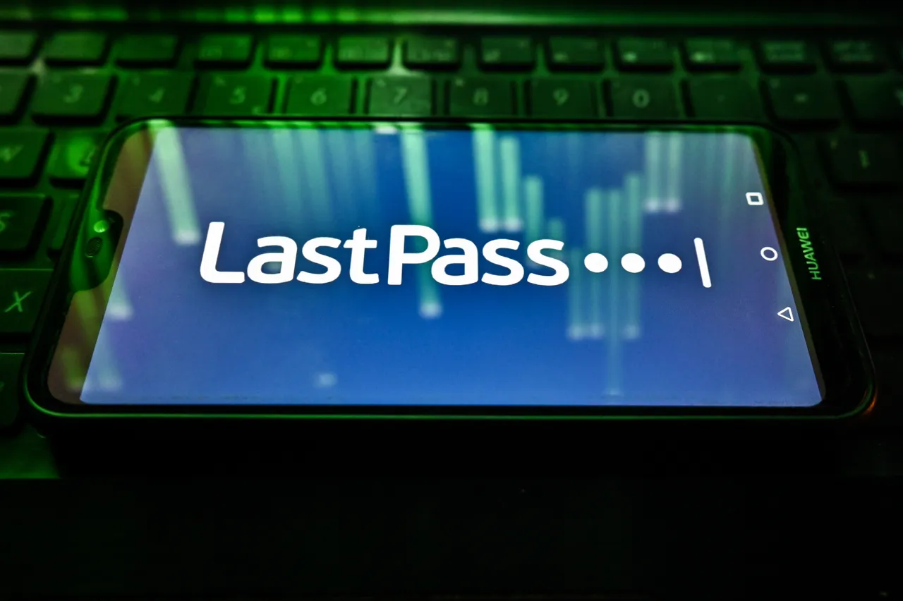How to completely remove your data from LastPass’s servers